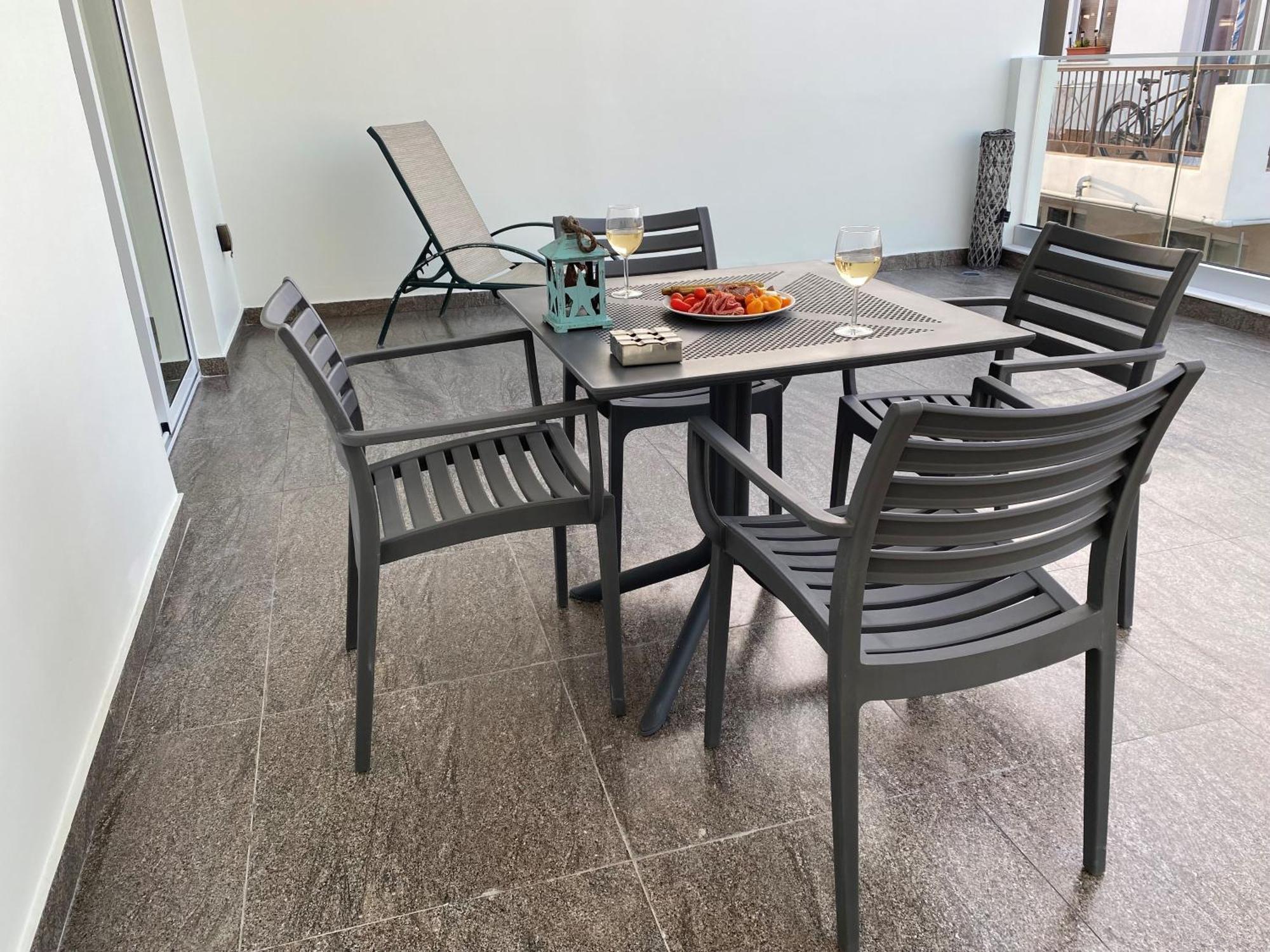 Ευ Ζην / Ev Zin: Modern, cozy, studio, pool, balcony Paphos Exterior foto